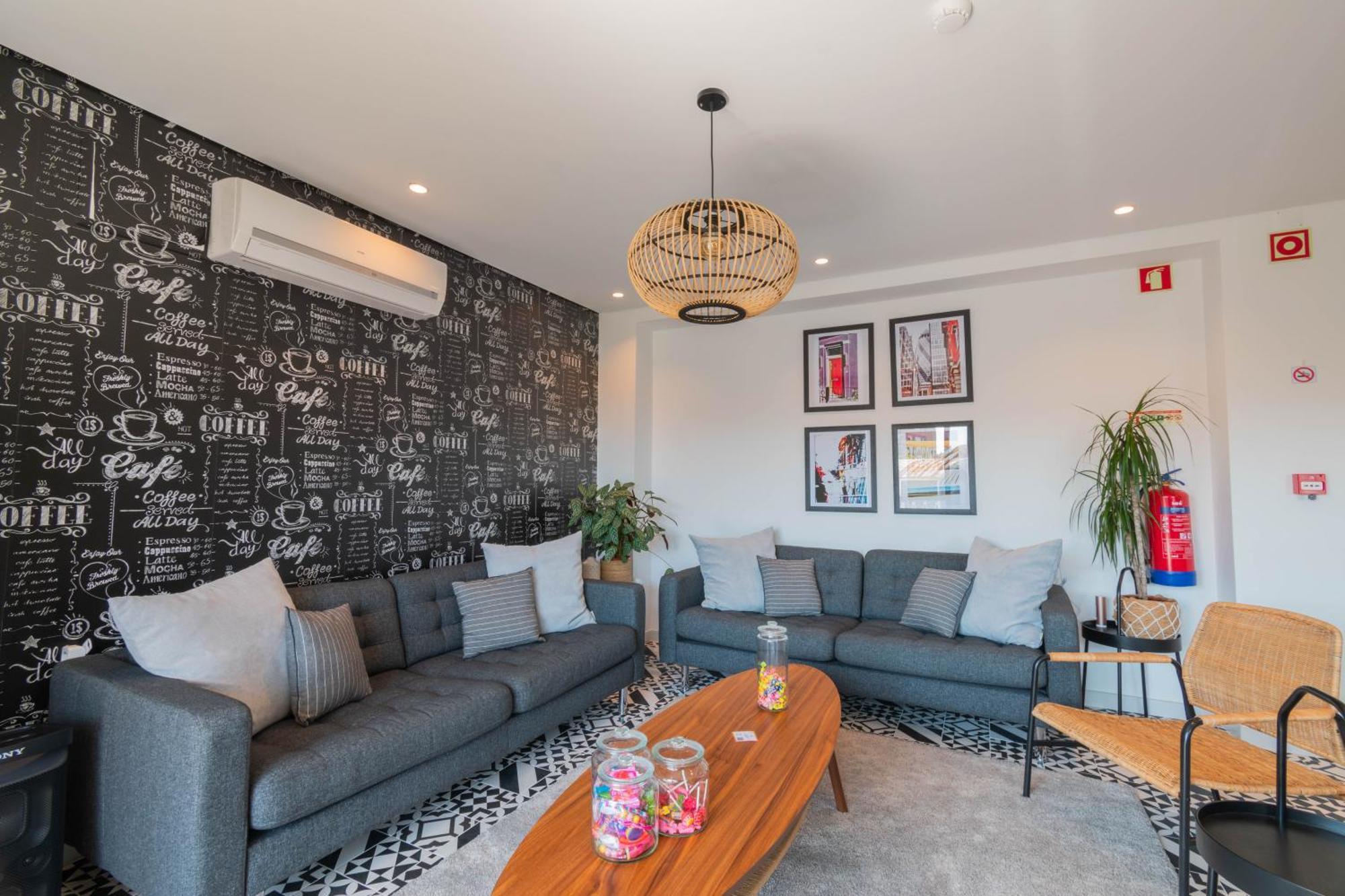 7Min To Uni Se-Velha - Ac - Work Desk - 300Mbs Wifi - Suite 4 Coimbra Exterior foto